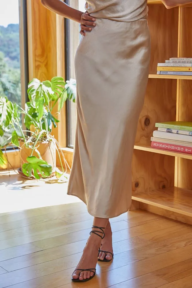 L5954 | Woven Satin Waist Elastic Band Midi Skirt