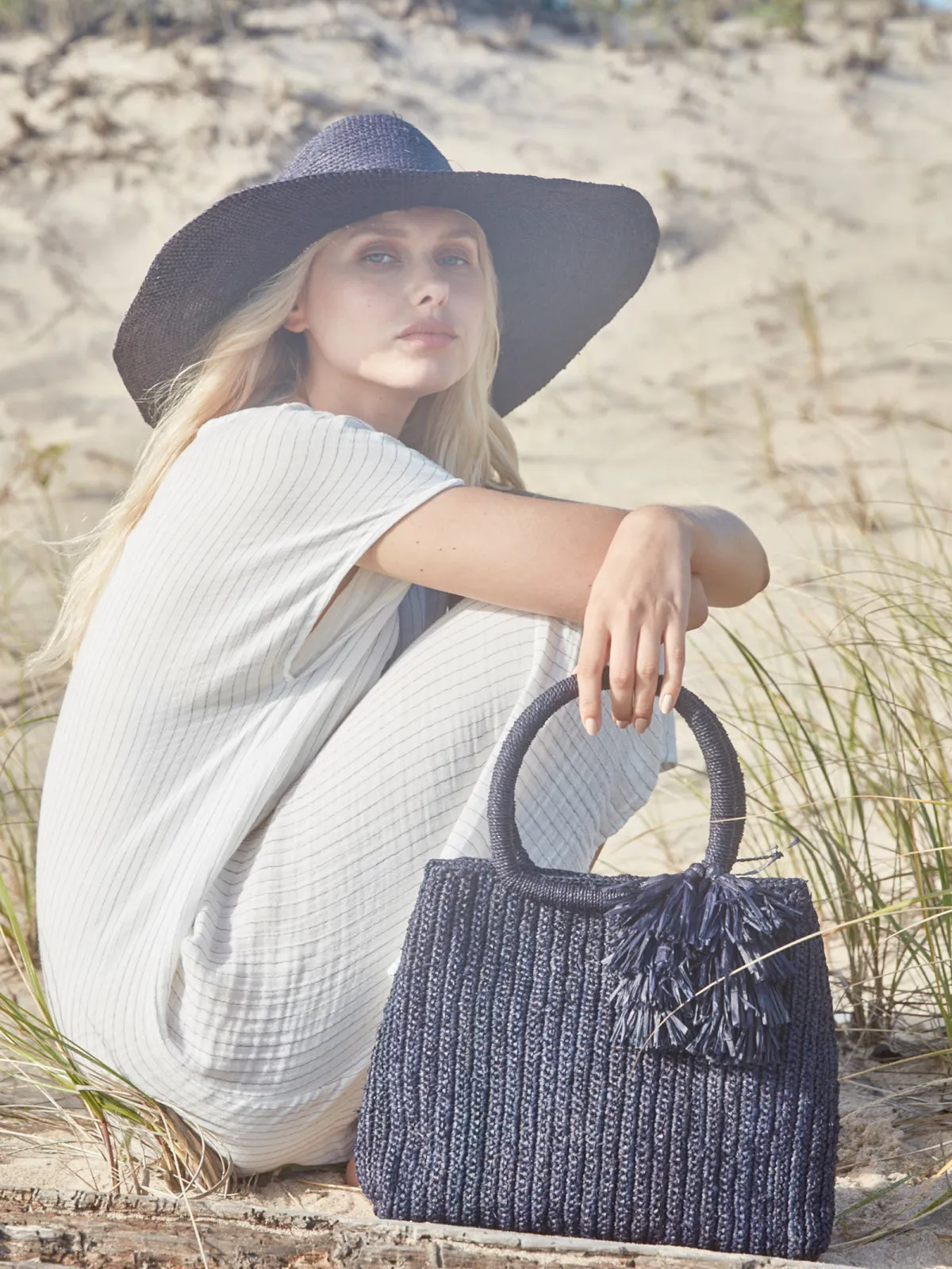 Lauren Handbag ::RET