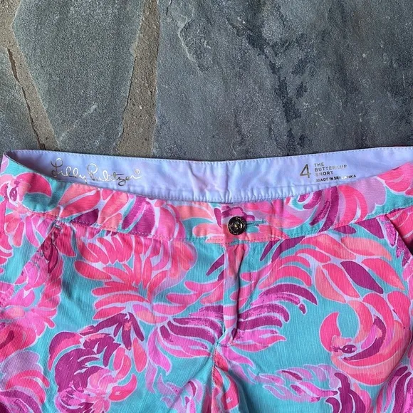 😁Lilly Pulitzer Lovebirds Buttercup Shorts-4
