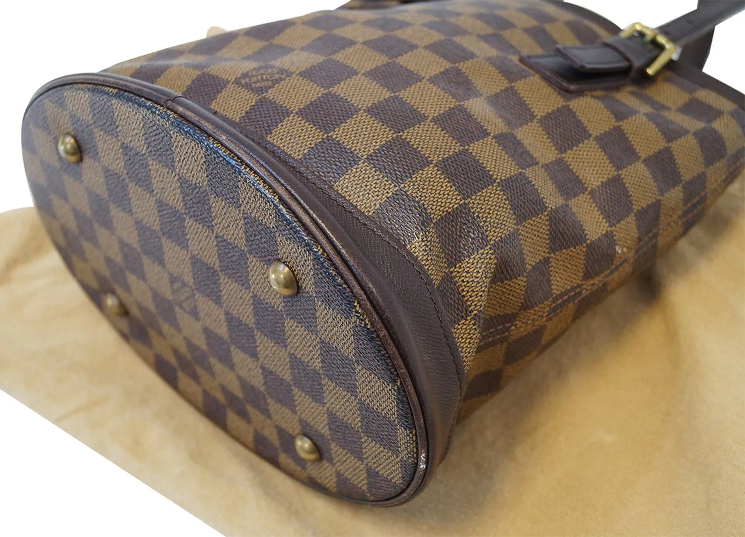 LOUIS VUITTON Damier Ebene Marais Bucket Shoulder Bag