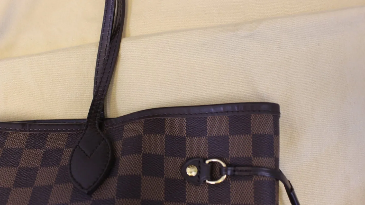 LOUIS VUITTON Damier Ebene Neverfull MM Shoulder Bag