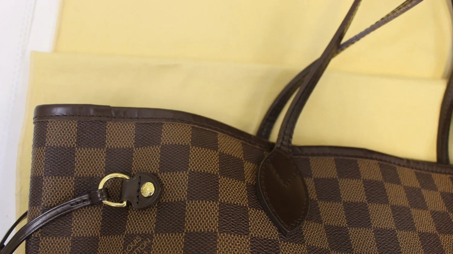 LOUIS VUITTON Damier Ebene Neverfull MM Shoulder Bag