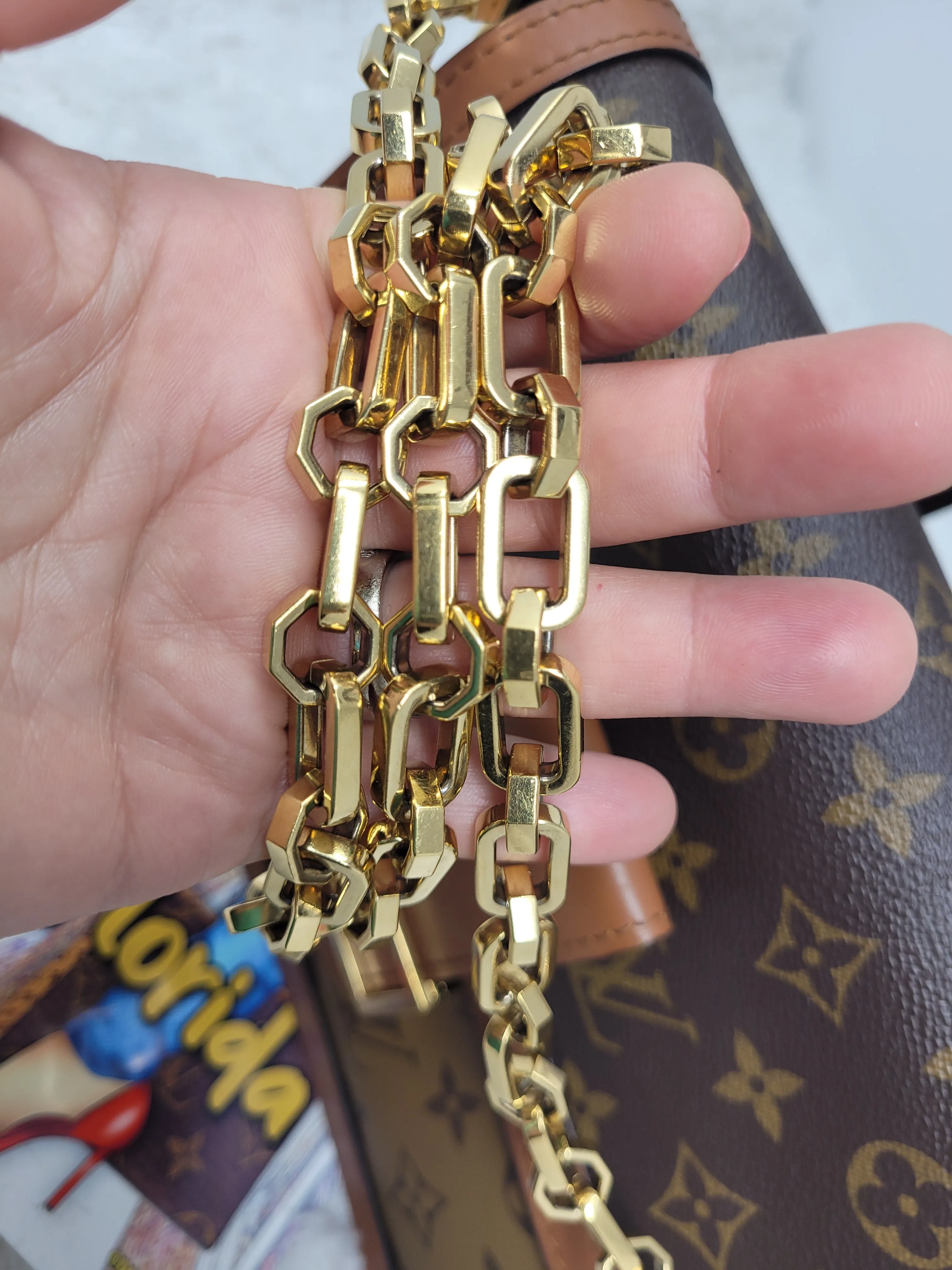LOUIS VUITTON DAUPHINE MM