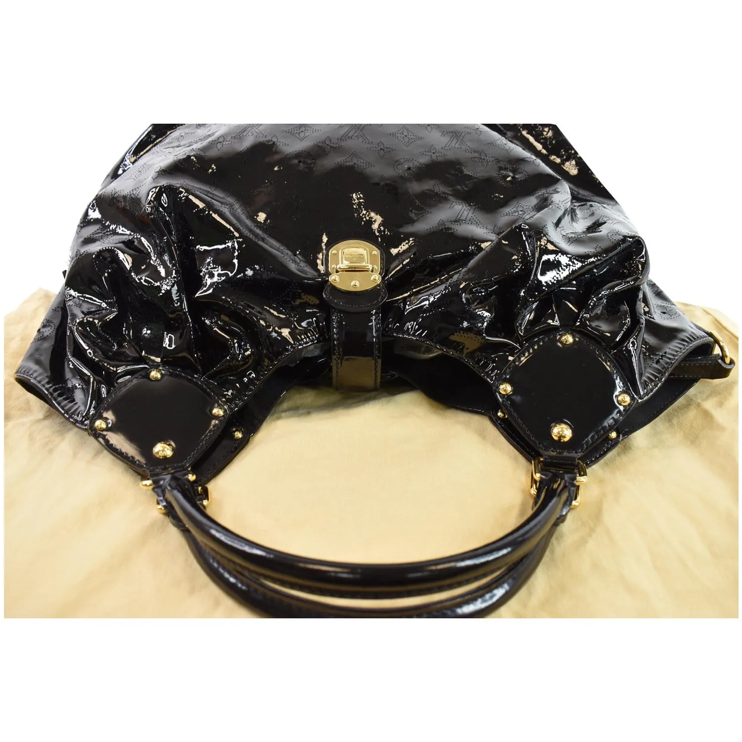 LOUIS VUITTON Mahina XL Patent Leather Shoulder Bag Black