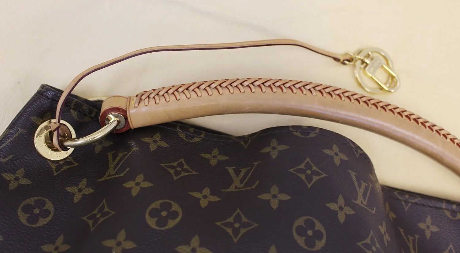 LOUIS VUITTON Monogram Canvas Artsy GM Tote Hobo Handbag Limited