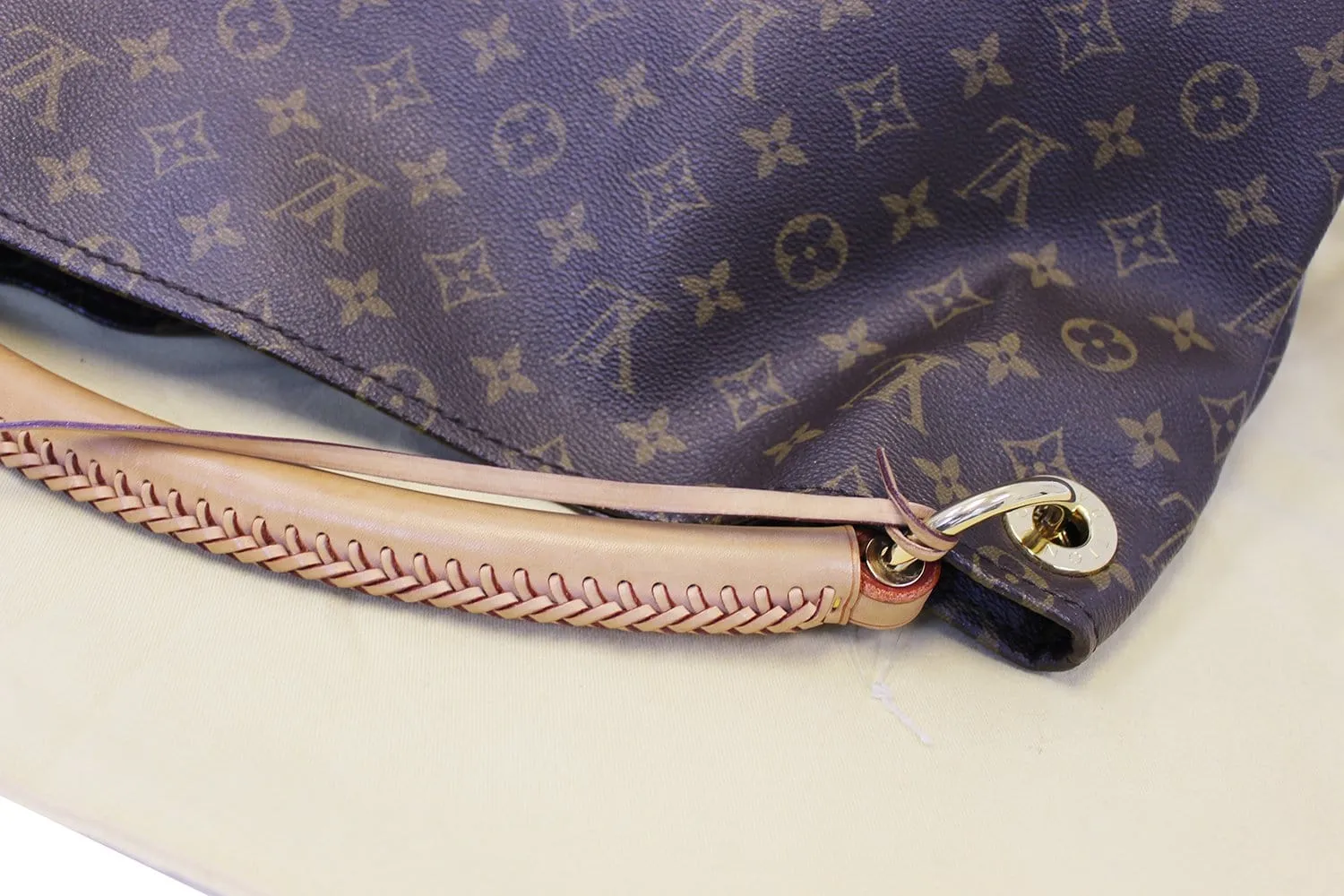 LOUIS VUITTON Monogram Canvas Artsy GM Tote Hobo Handbag