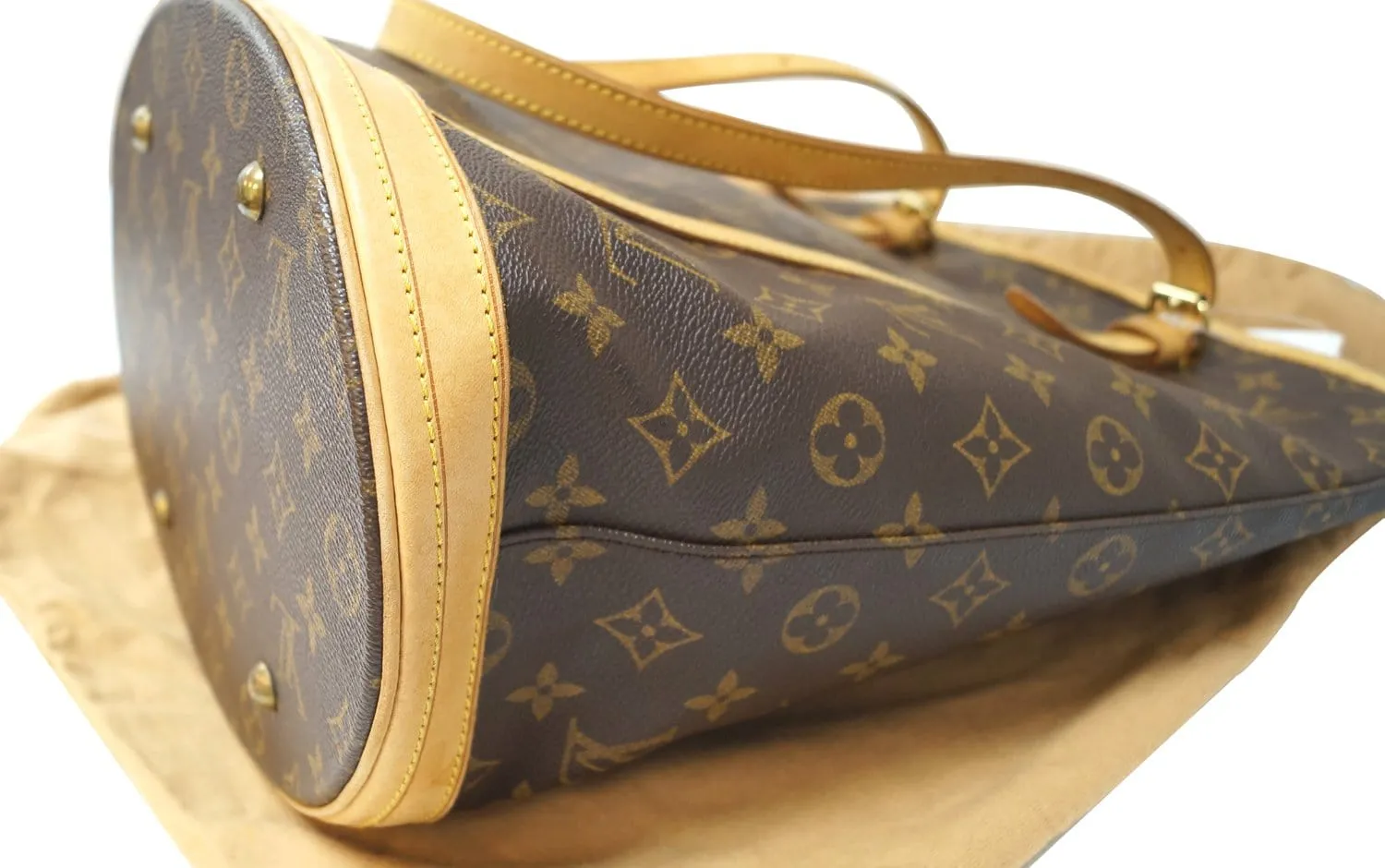 LOUIS VUITTON Monogram Canvas Brown Bucket GM Shoulder Bag
