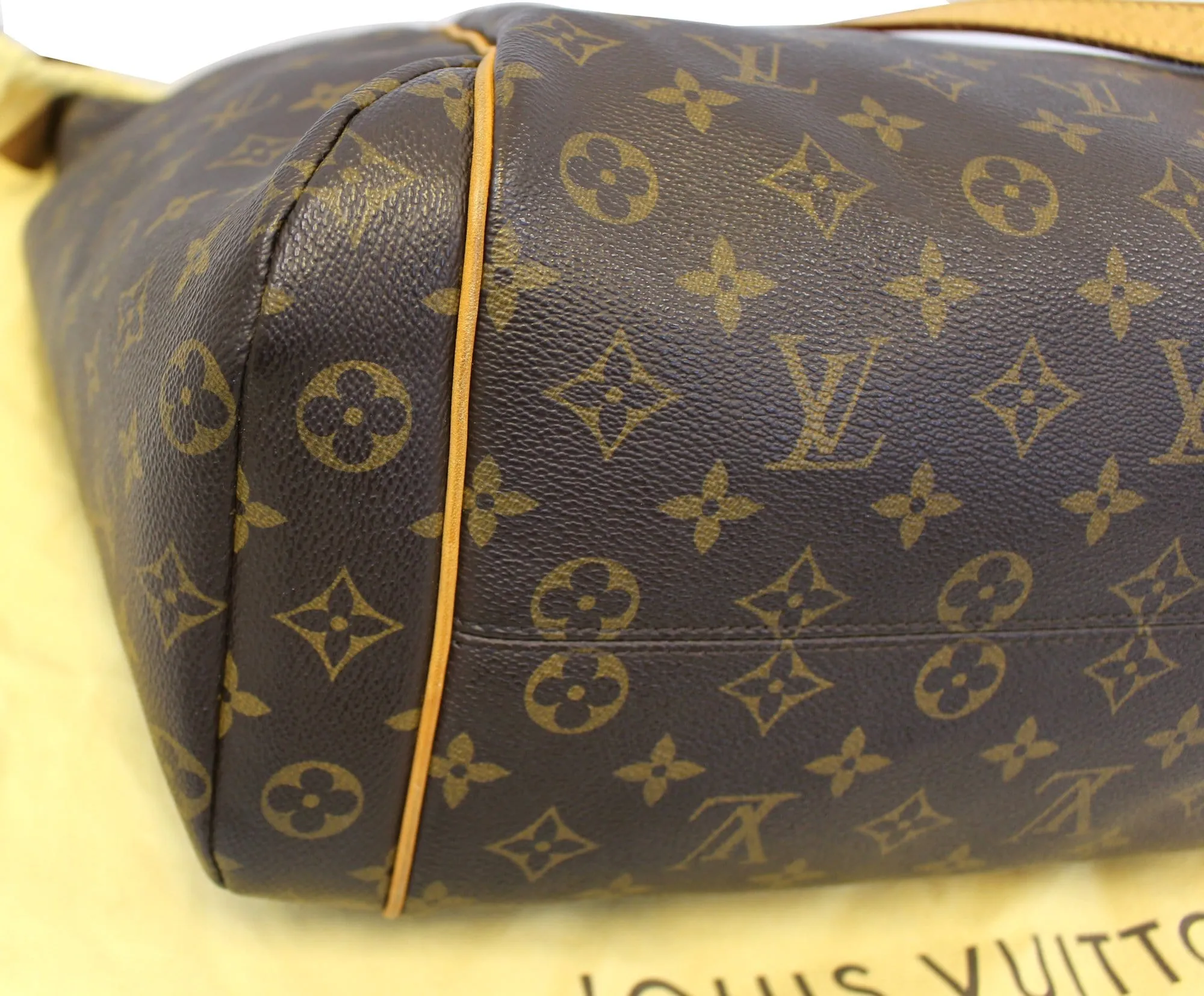 LOUIS VUITTON Monogram Canvas Totally GM Tote Shoulder Bag