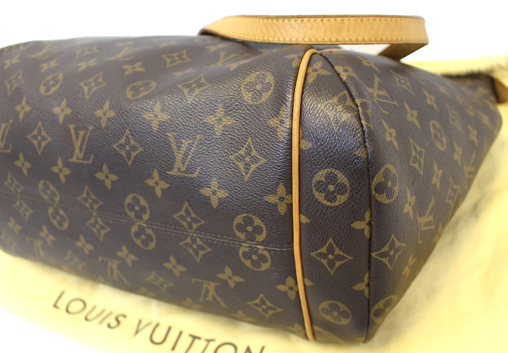 LOUIS VUITTON Monogram Canvas Totally GM Tote Shoulder Bag