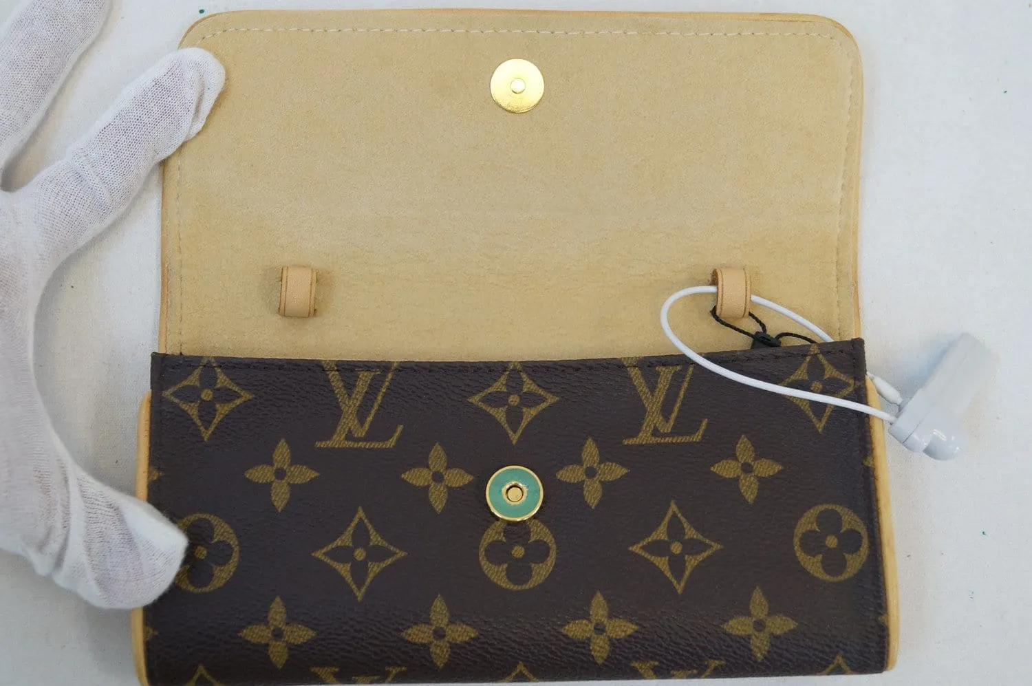 LOUIS VUITTON Monogram Twin PM Pochette Shoulder Handbag