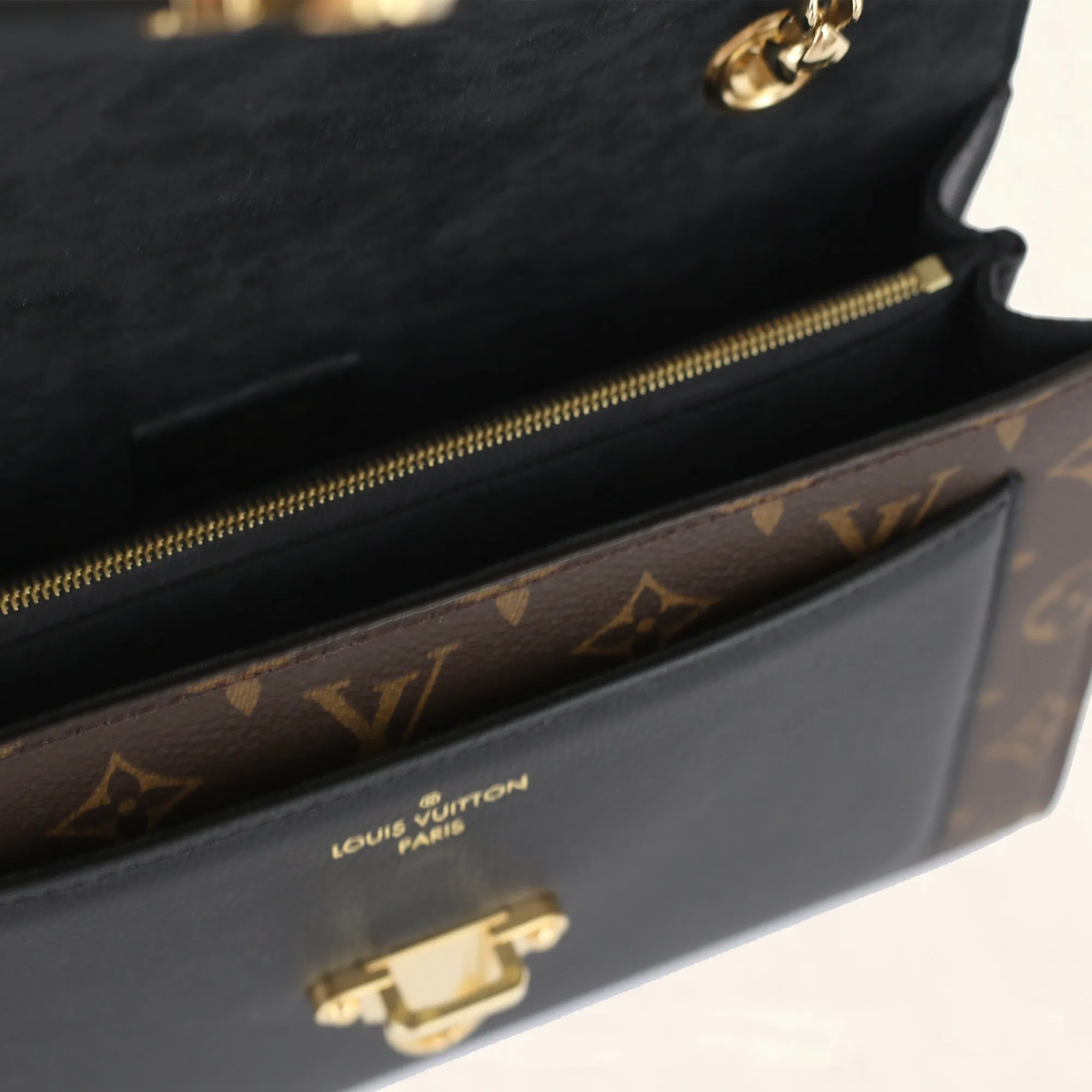 Louis Vuitton | Monogram Victoire Noir | One-Size