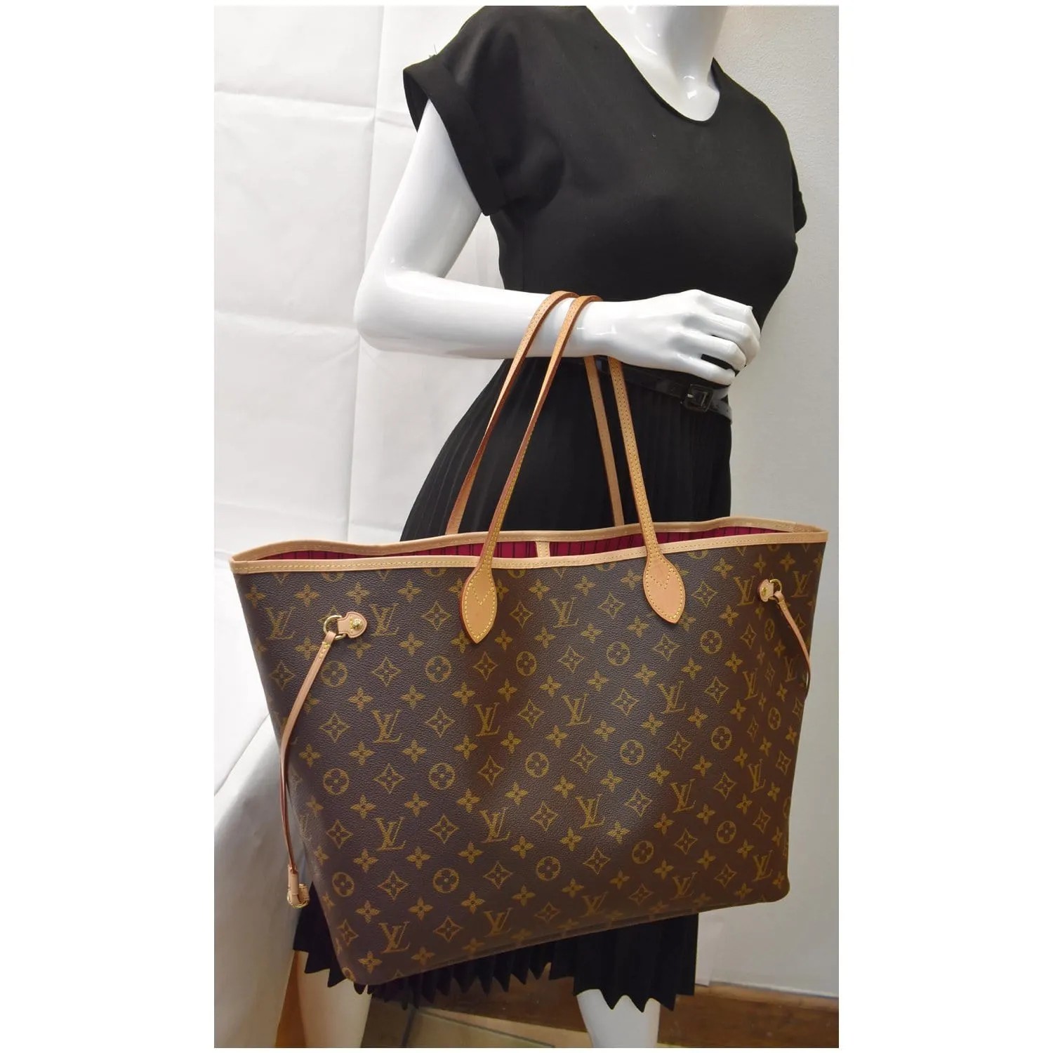 LOUIS VUITTON Neverfull GM Monogram Canvas Shoulder Bag Brown