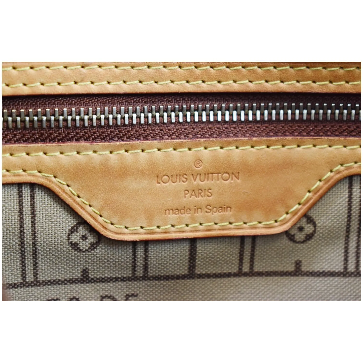 LOUIS VUITTON Neverfull MM Monogram Canvas Tote Shoulder Bag Brown