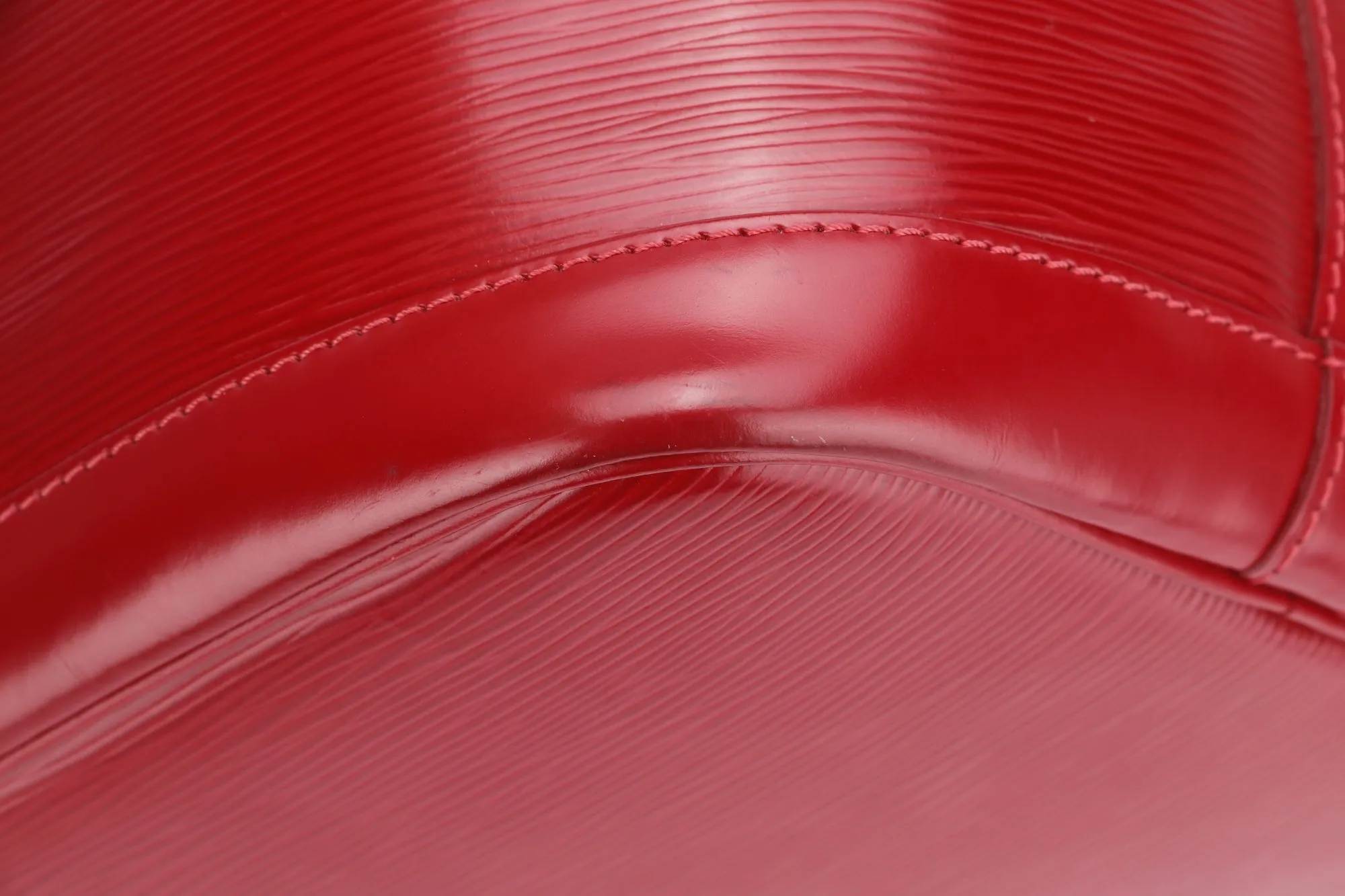 Louis Vuitton Petit Néonoé Red Epi Leather Bucket Bag (TJ1183), Silver Hardware, with Dust Cover