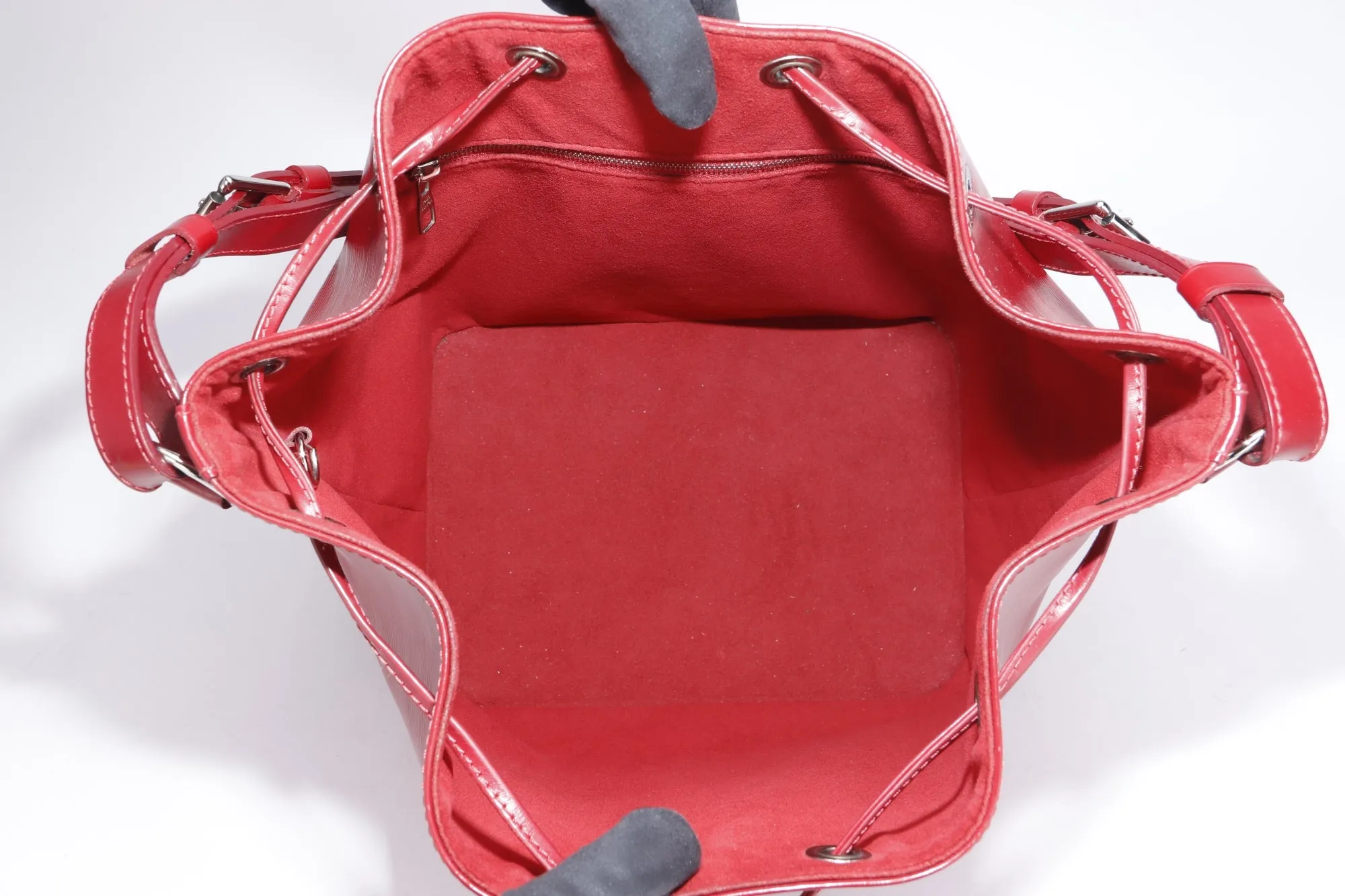 Louis Vuitton Petit Néonoé Red Epi Leather Bucket Bag (TJ1183), Silver Hardware, with Dust Cover