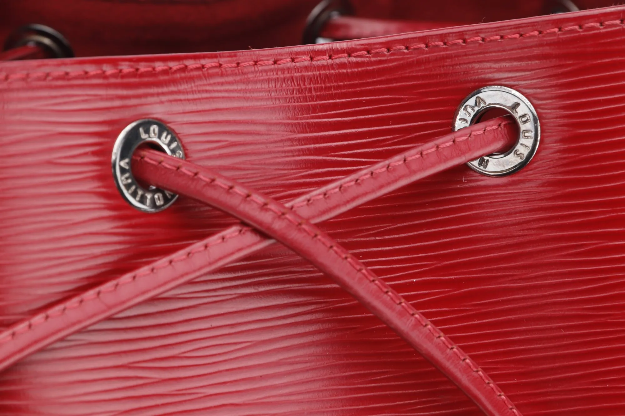 Louis Vuitton Petit Néonoé Red Epi Leather Bucket Bag (TJ1183), Silver Hardware, with Dust Cover