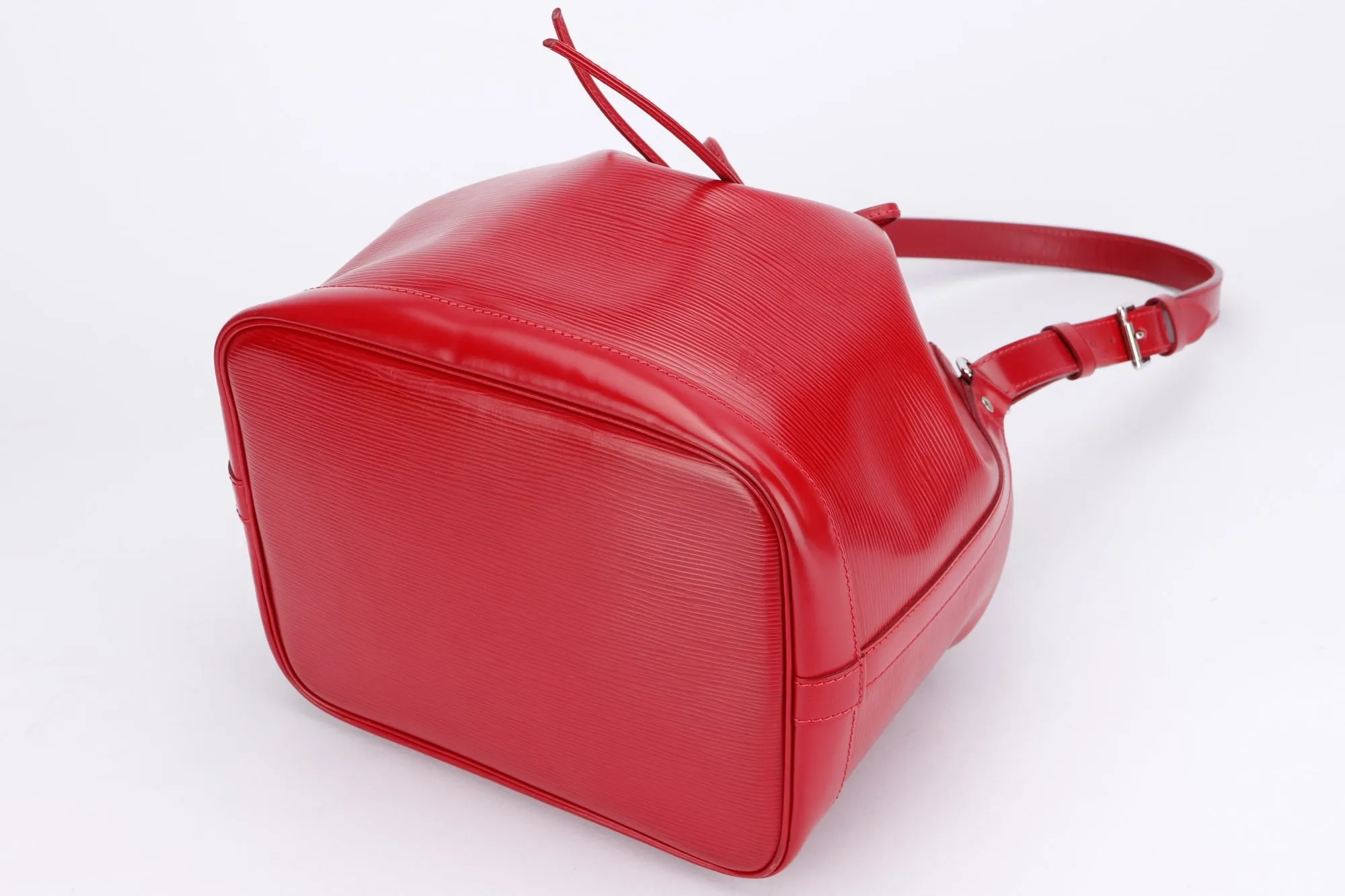 Louis Vuitton Petit Néonoé Red Epi Leather Bucket Bag (TJ1183), Silver Hardware, with Dust Cover