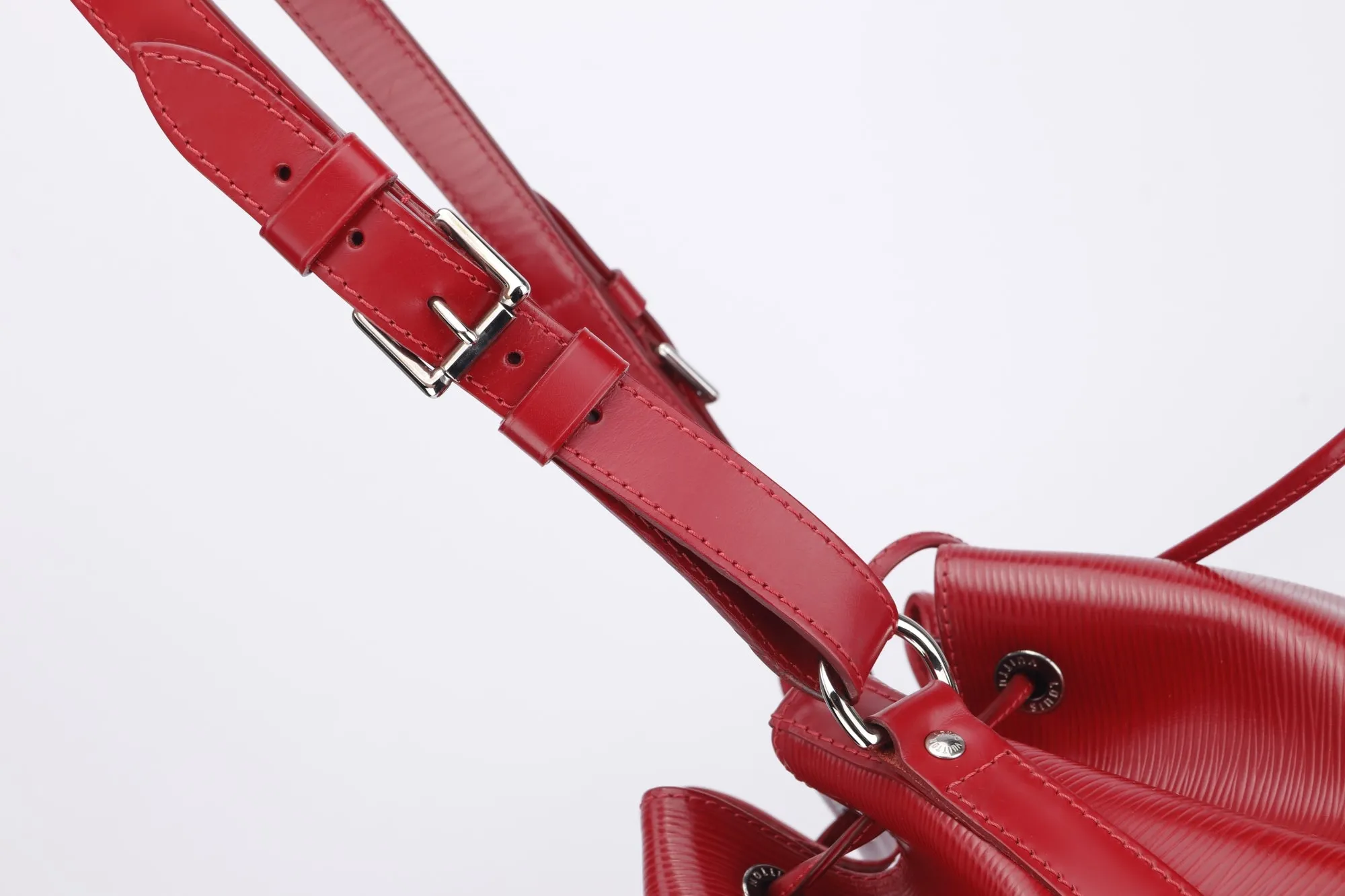 Louis Vuitton Petit Néonoé Red Epi Leather Bucket Bag (TJ1183), Silver Hardware, with Dust Cover