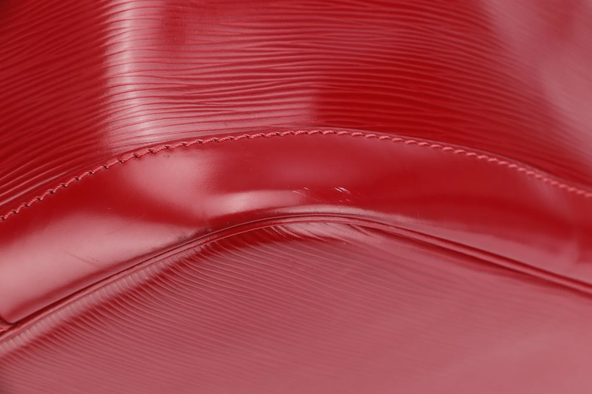 Louis Vuitton Petit Néonoé Red Epi Leather Bucket Bag (TJ1183), Silver Hardware, with Dust Cover