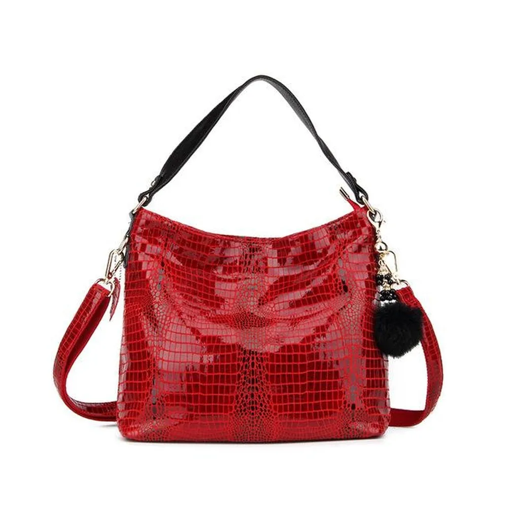 <bold>Bucket / Tote Bag <br>Genuine-Leather