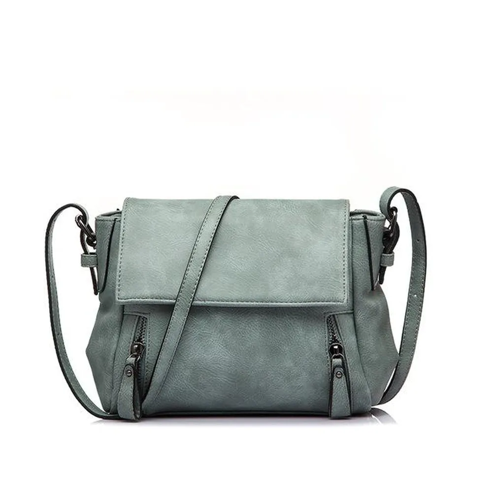 <bold>Messenger  / Shoulder Bag  <br>Vegan-Leather
