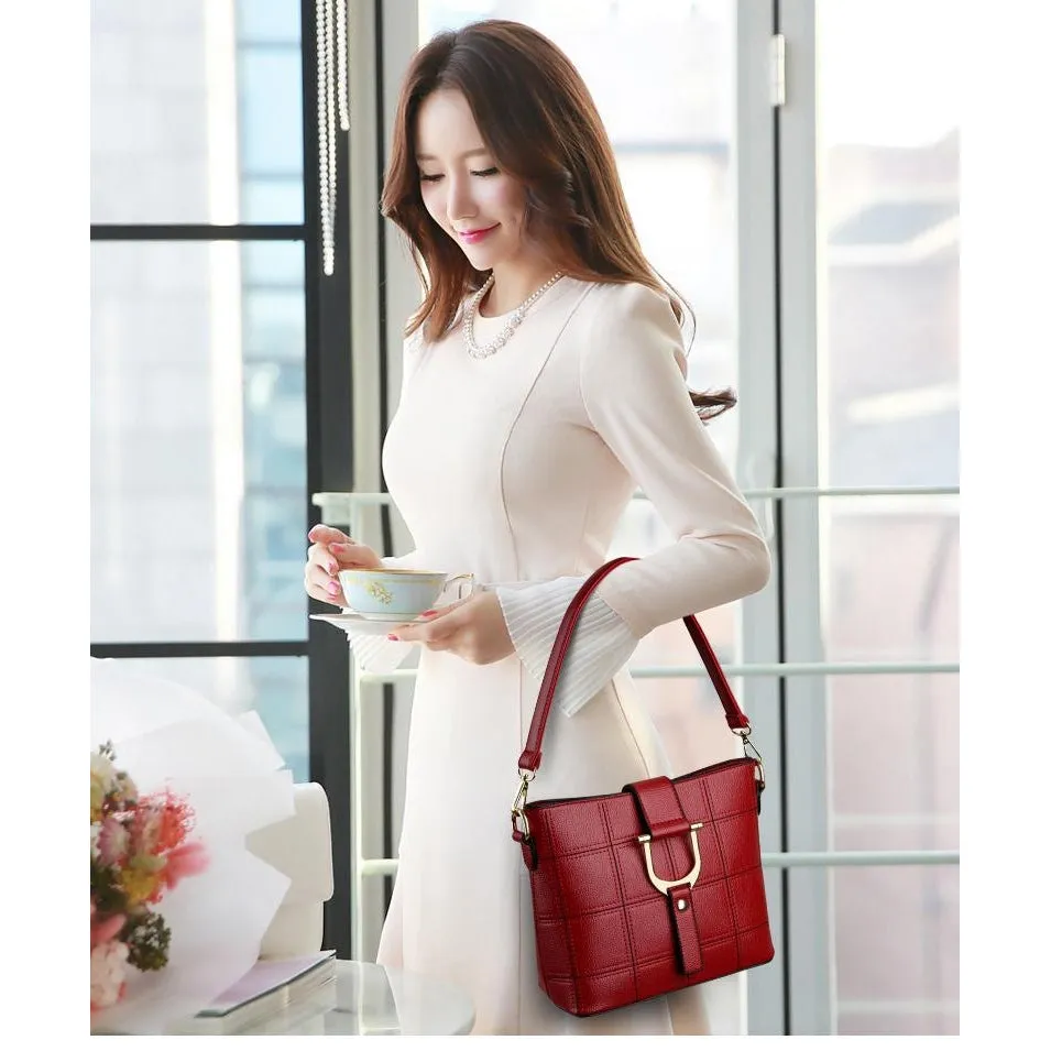 <bold>Tote  / Shoulder Bag <br>Genuine-Leather