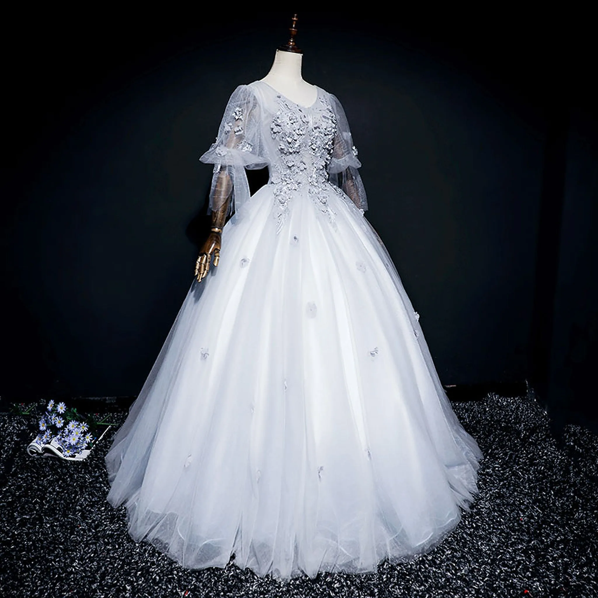 Luxury Applique Pattern Quinceañera and Evening Party Dress
