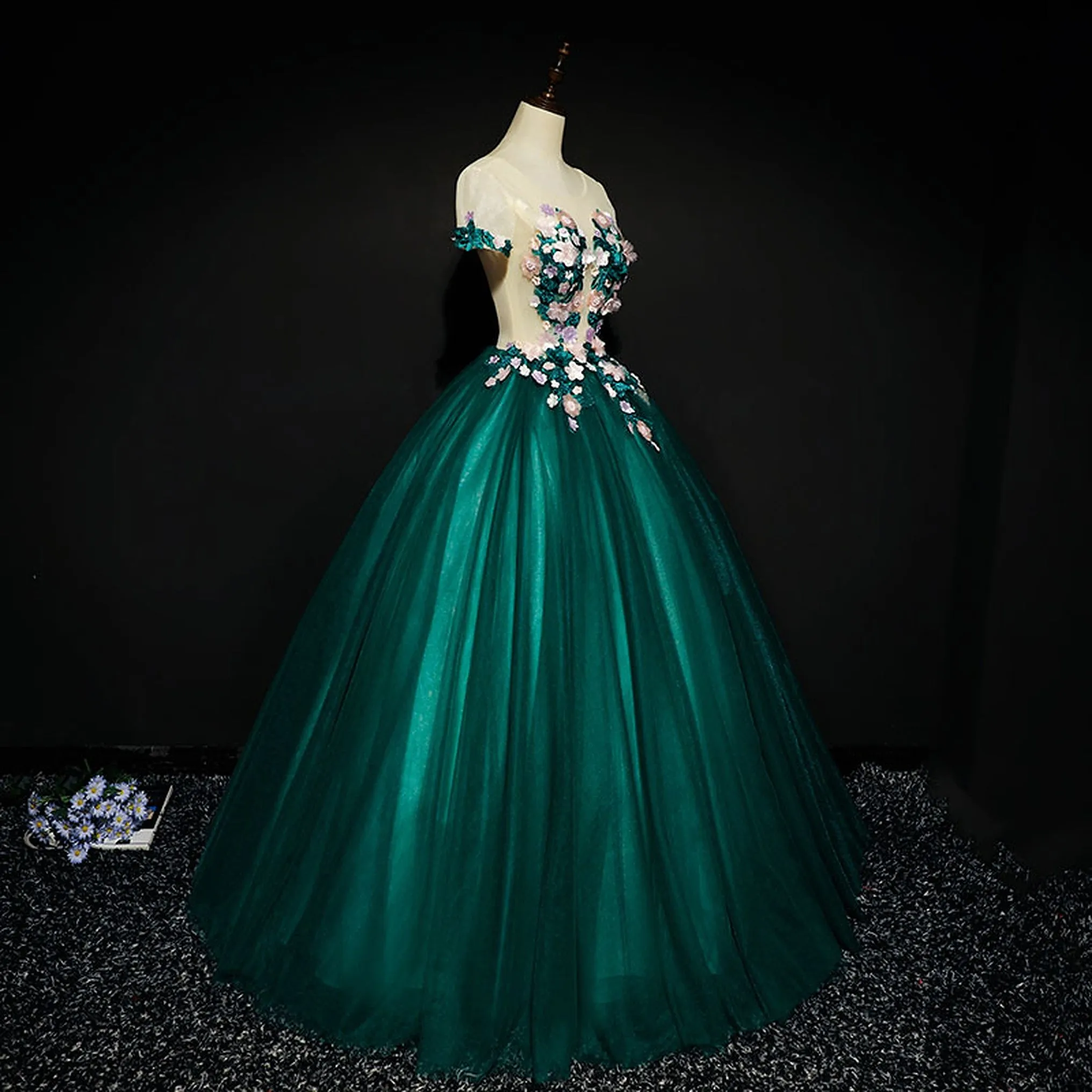 Luxury Lace Quinceañera and Evening Party Dress