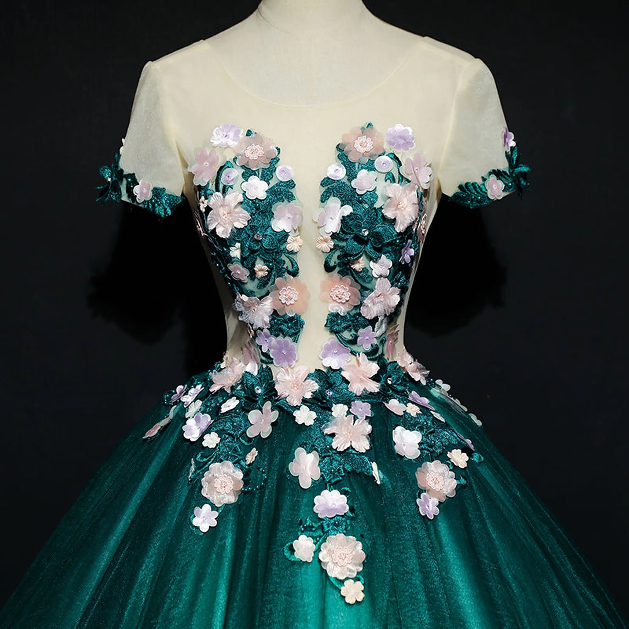 Luxury Lace Quinceañera and Evening Party Dress