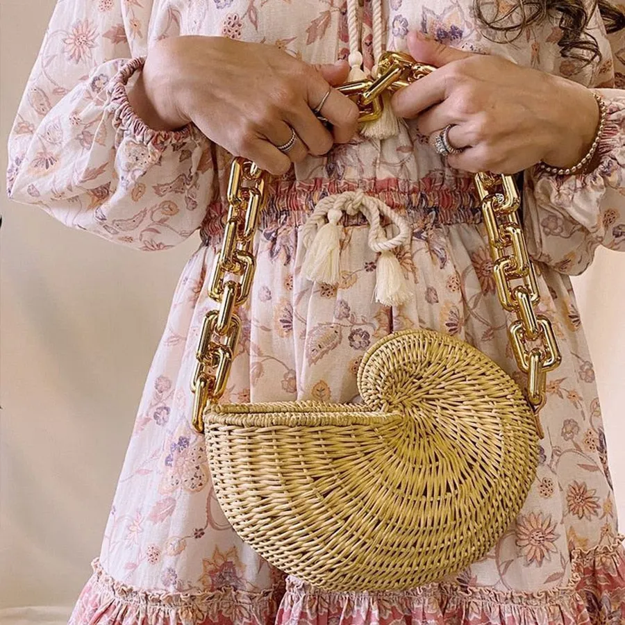 MADEIRA Conch Shell Shaped Rattan Bag - New