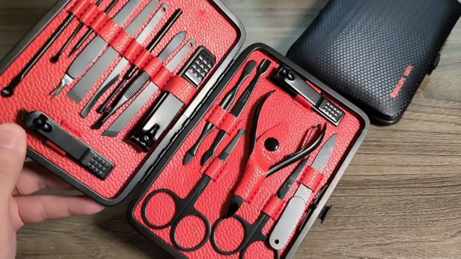 Manicure set, manicure set for men and women- premium stainless steel, Nail Scissors Nail File Ear Pick Tweezers Nose Hair Scissors with Black Leather Travel Case SET 18P (Black)