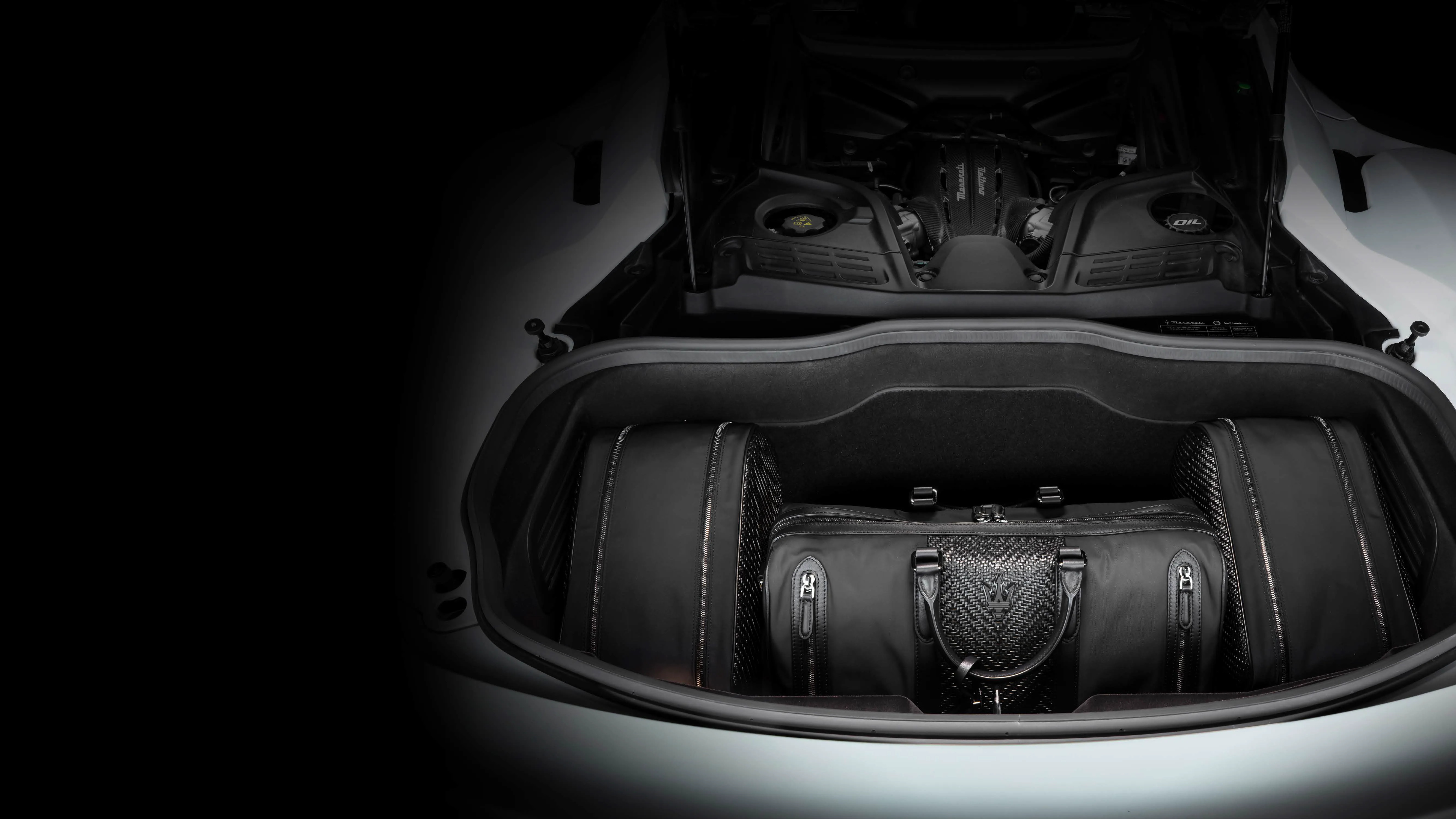 Maserati MC20 Luggage Set
