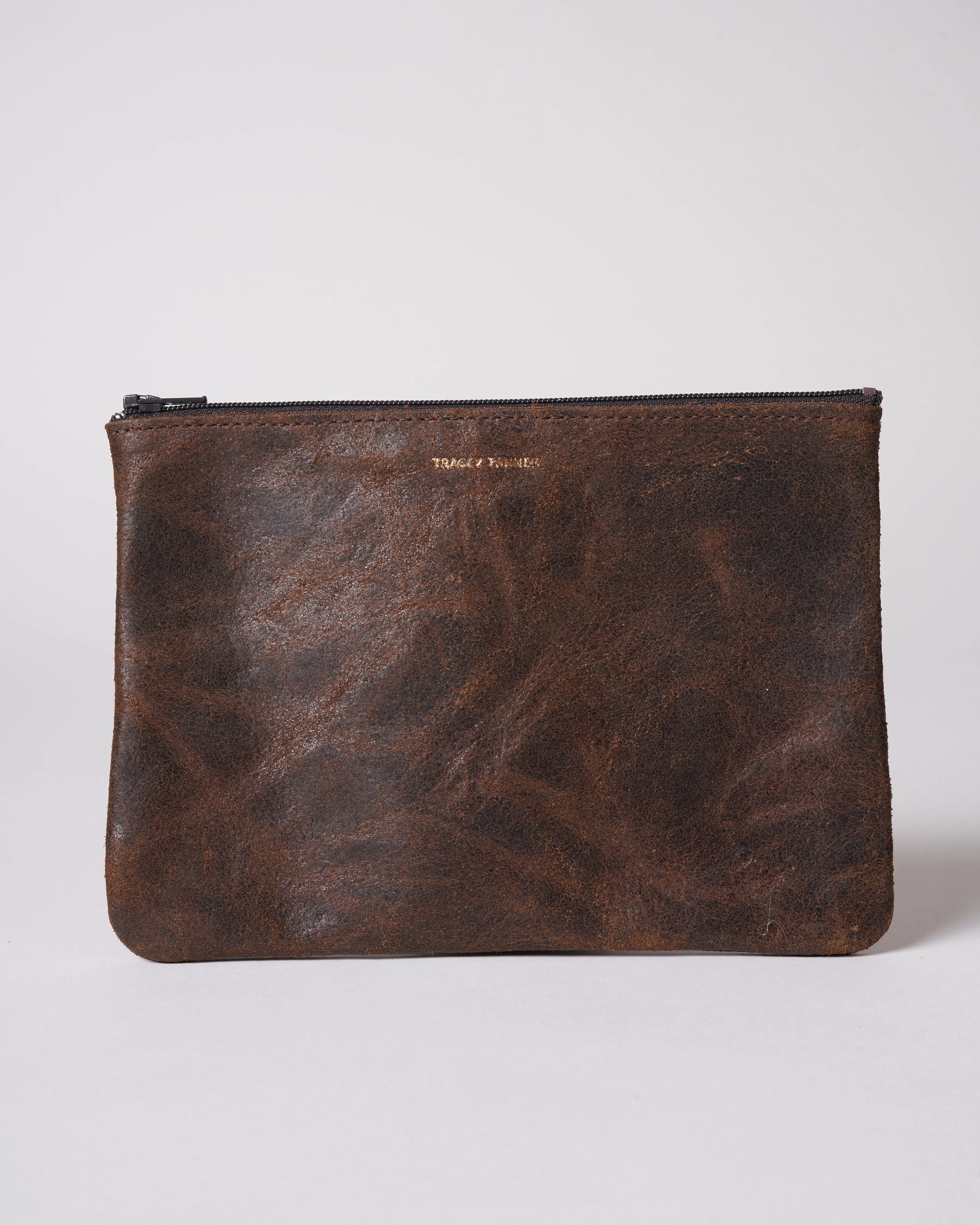medium zip pouch - distress chocolate revolver