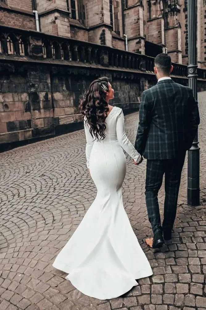 Mermaid Wedding Dress Long Sleeves Satin Bridal Gowns