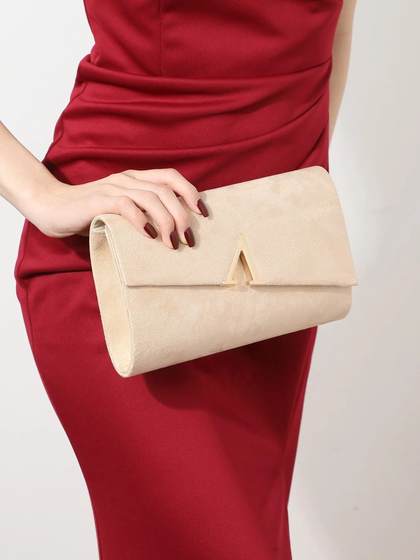 Metal Decor Clutch Bag With Chain Strap - Apricot