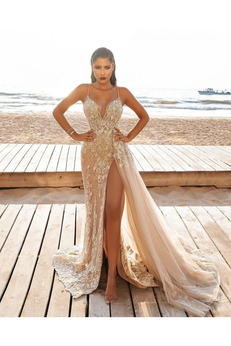 Modern Spaghetti Side Split Tulle Beach Wedding Dress