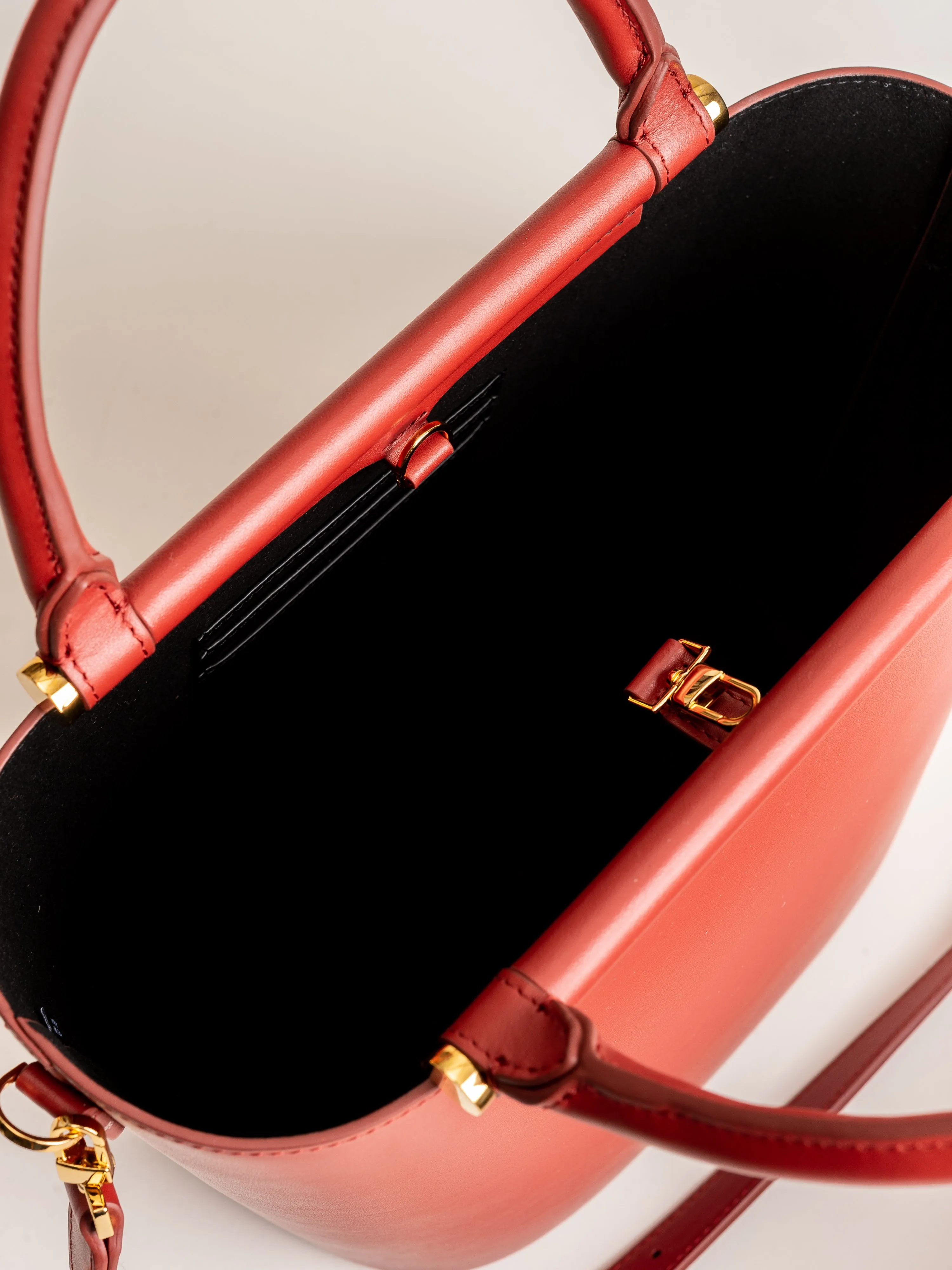 munro bucket bag