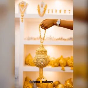 Muslimo Golden Bag
