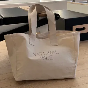 Natural Isle Tote Bag in Natural
