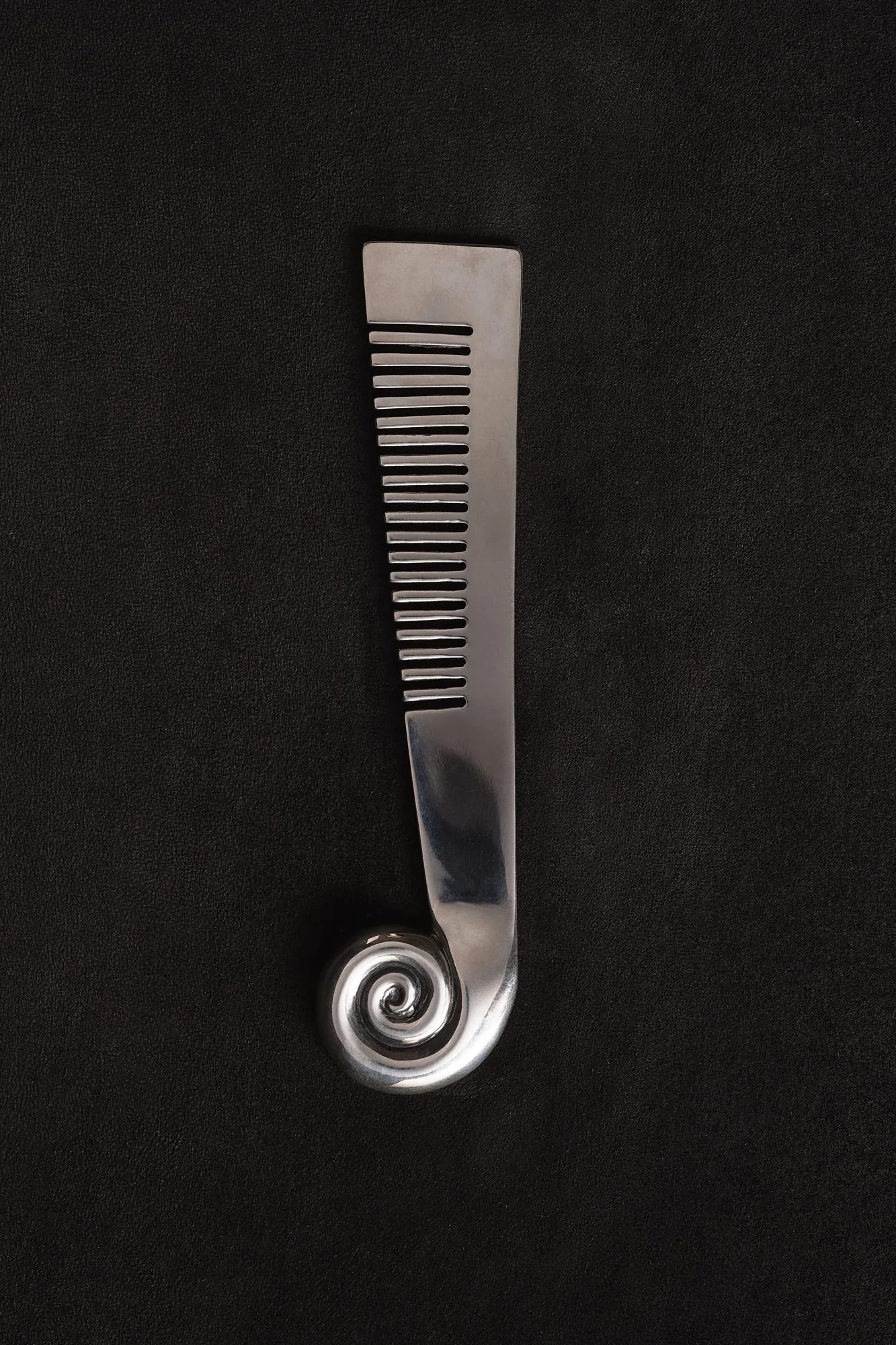 NAUTILUS COMB