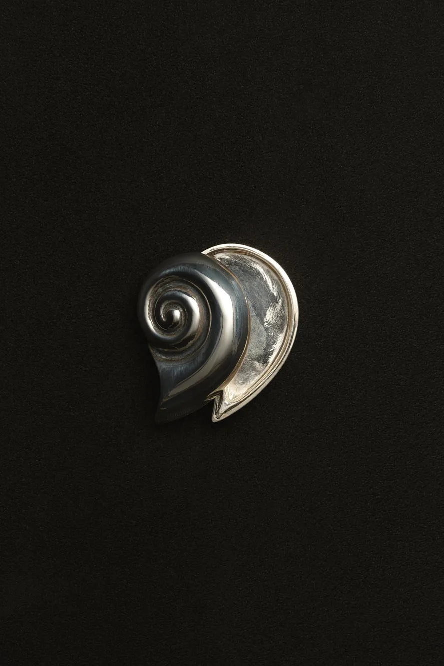 NAUTILUS PILL BOX