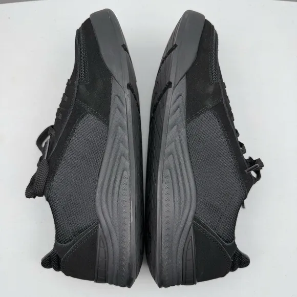 NEW BILLY Footwear Men’s Comfort Classic Lo in Black Size 11.5M