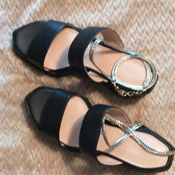 NIB Cecelia Baleves Black Wedge Sandal, Size 9