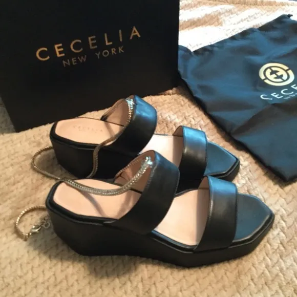 NIB Cecelia Baleves Black Wedge Sandal, Size 9