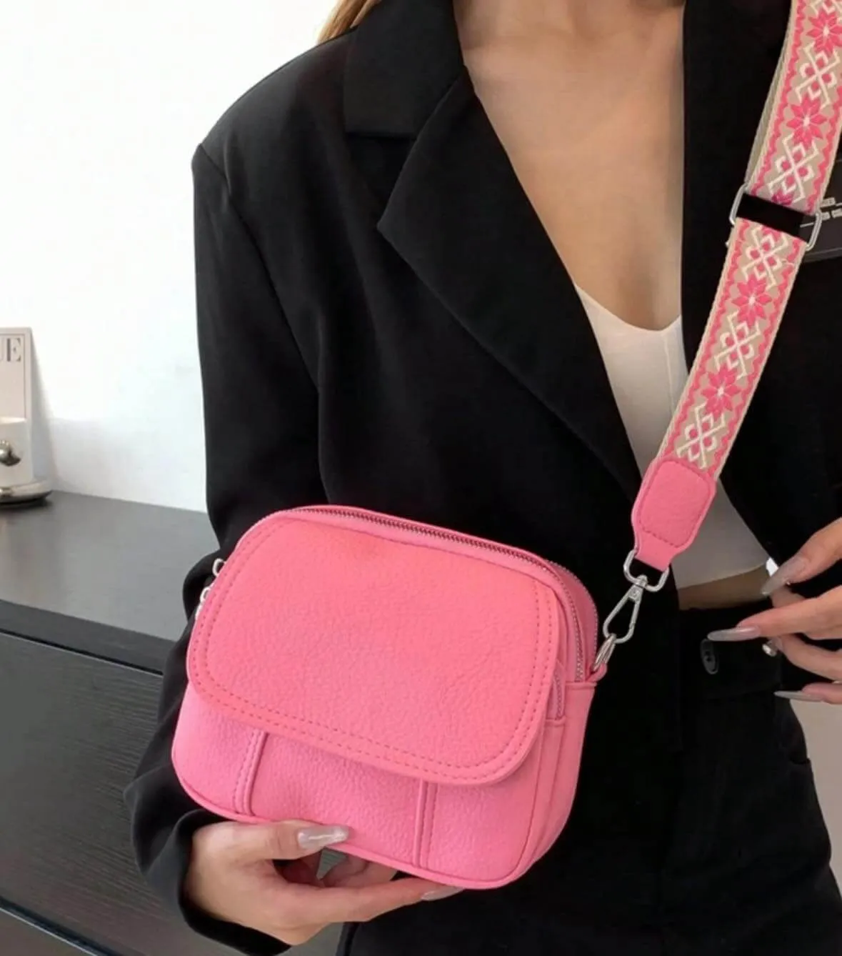 NIKITA HANDBAG - Pink