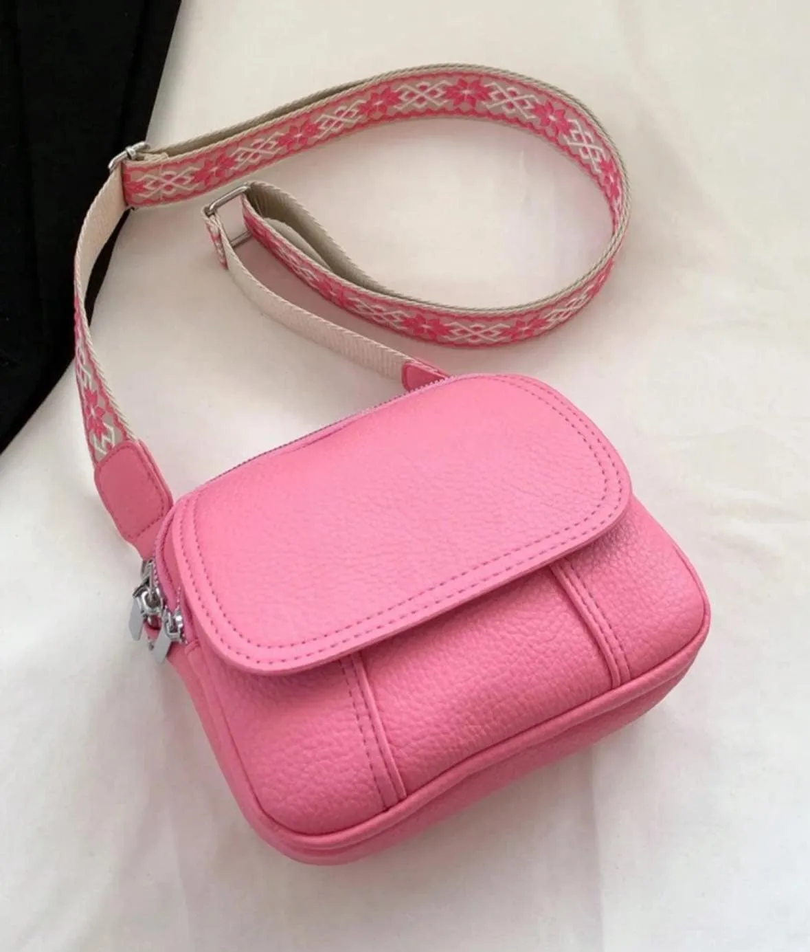 NIKITA HANDBAG - Pink