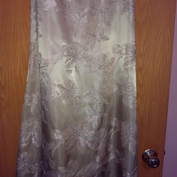 NWT Victoria Royal by Mary Bays Maxi Skirt Size 14.