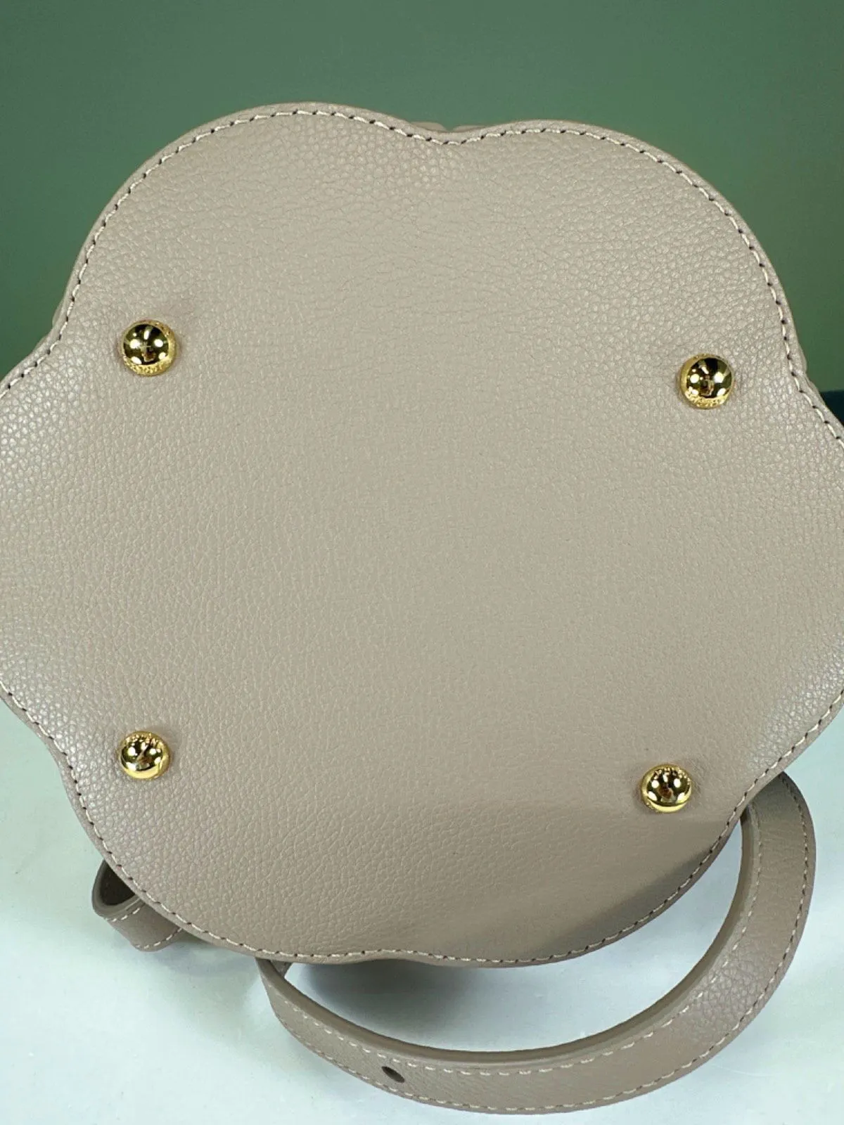 Poléne Beige Taupe Numéro Huit Leather Bag
