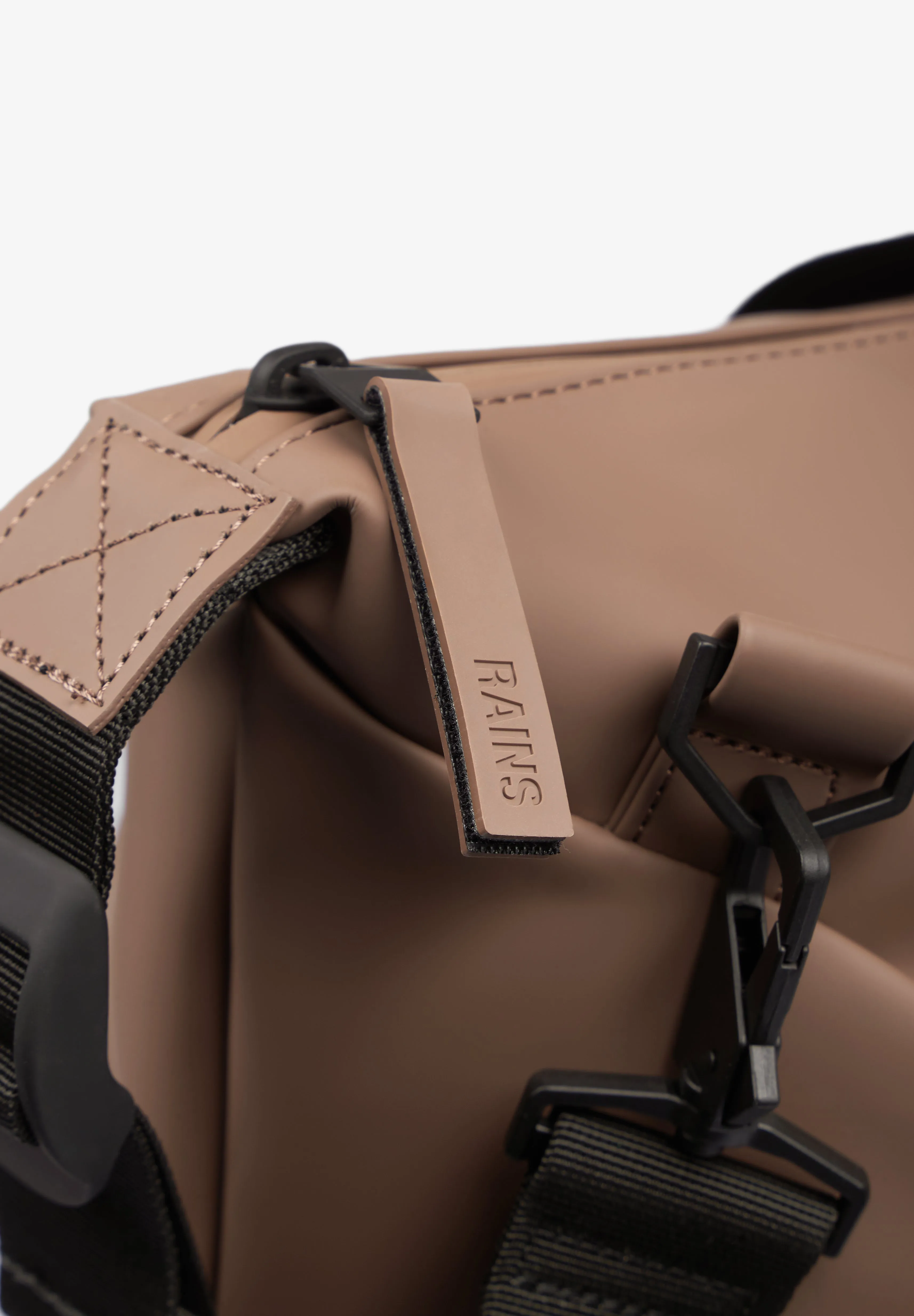 RAINS | HILO WEEKEND BAG W3