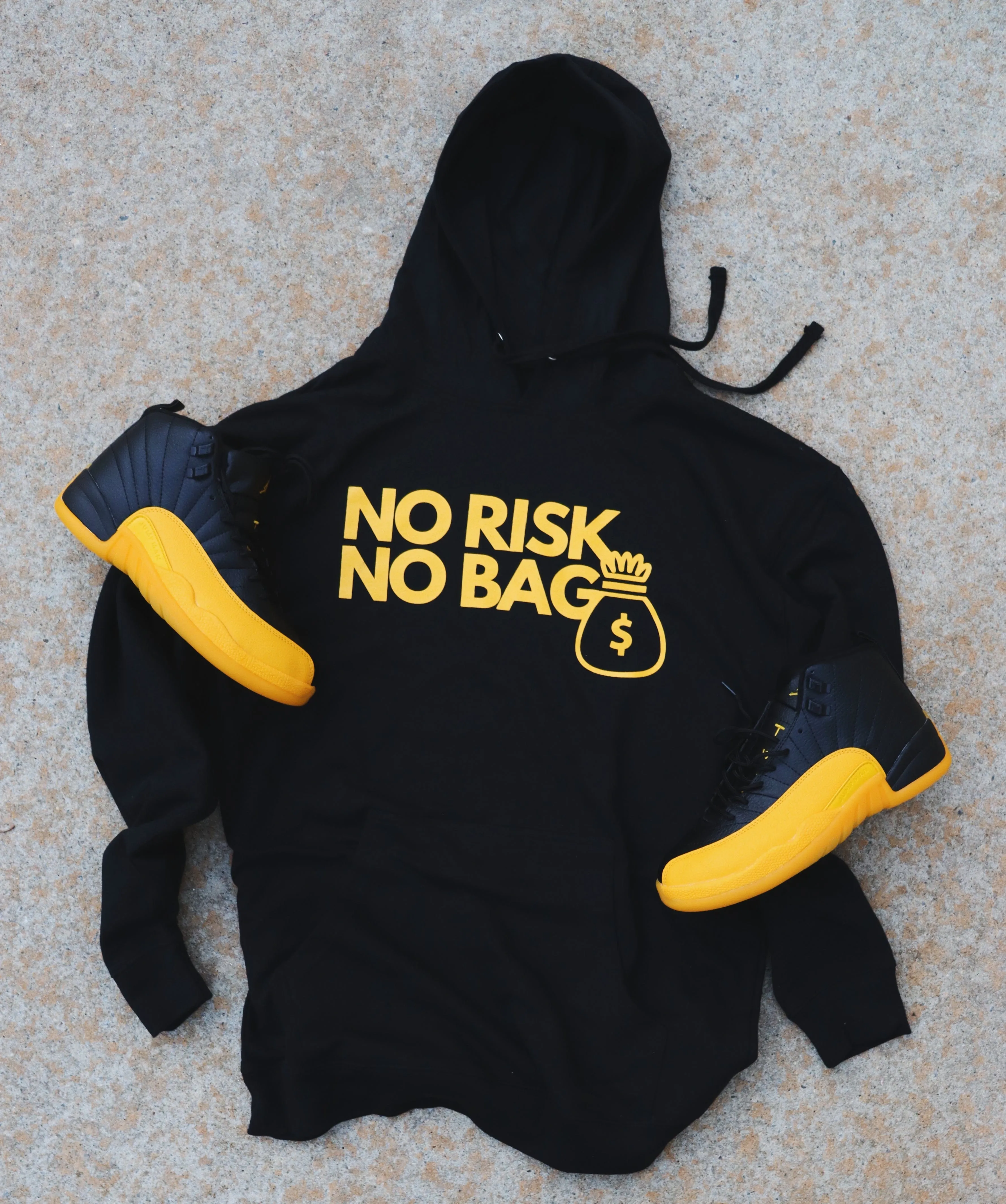 RISKY REWARDS “NO RISK NO BAG” PULLOVER BLACK/GOLD HOODIE